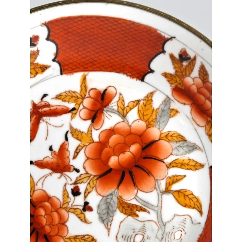 Antique Chinese Rose Medallion Porcelain Plate Gold Base Floral Butterfly Design